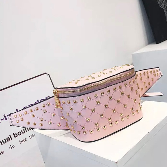 Handbags - 🖤 Pink belt bag
